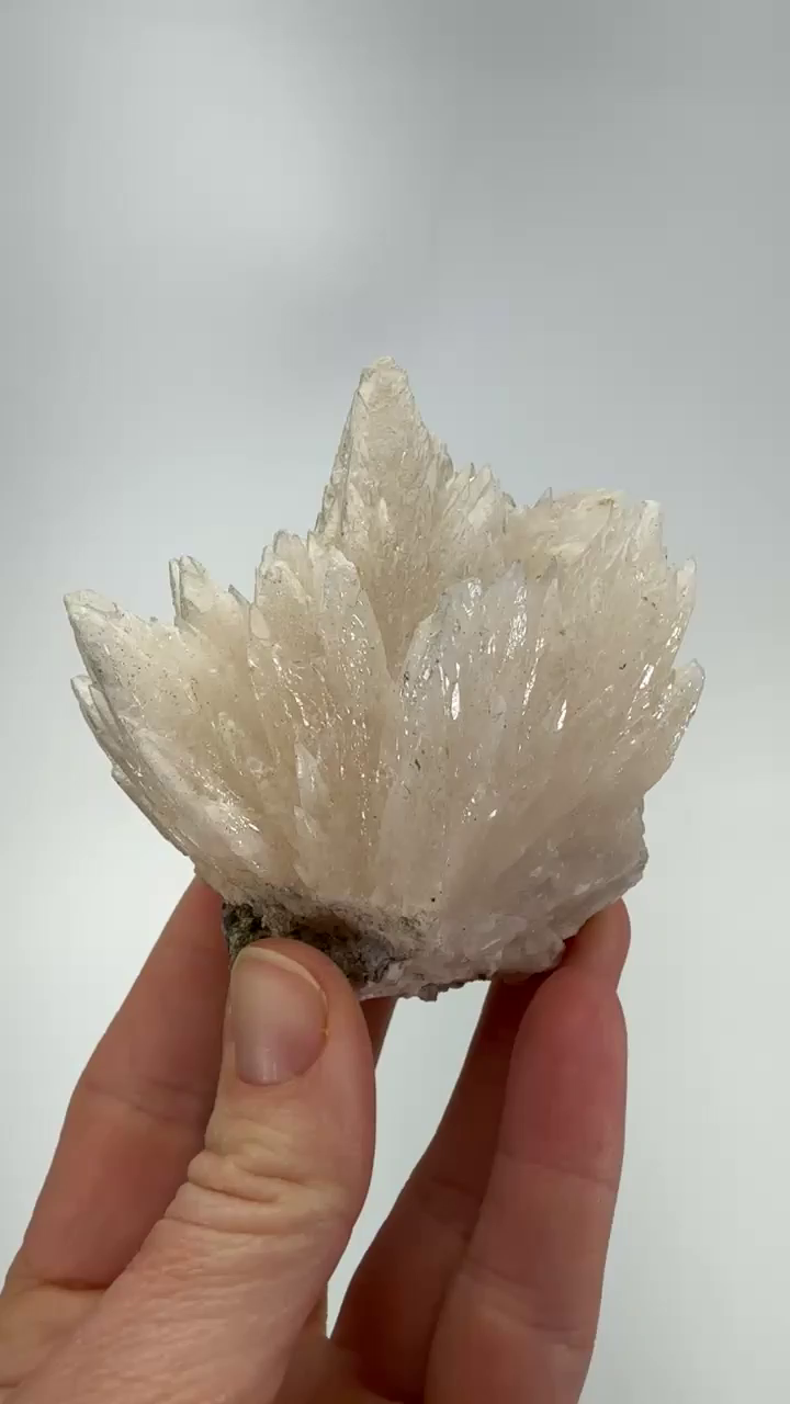 Scalenohedral Calcite from Peru