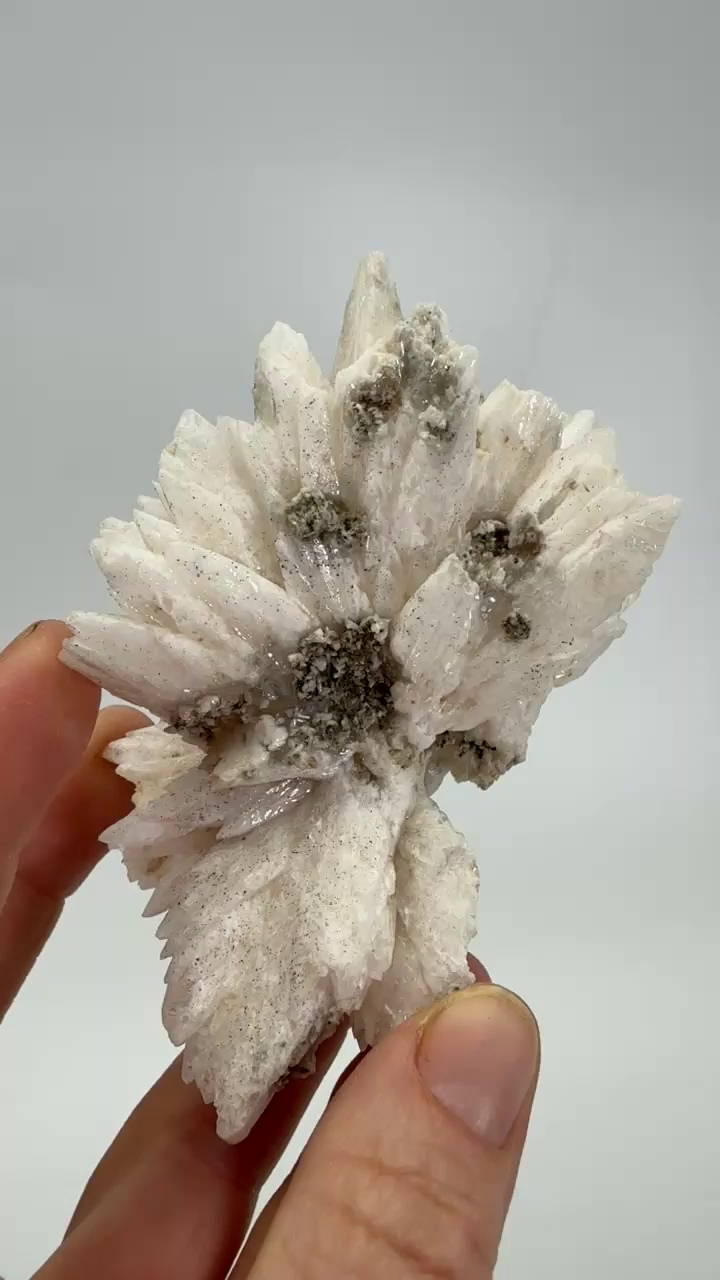 Scalenohedral Calcite from Peru