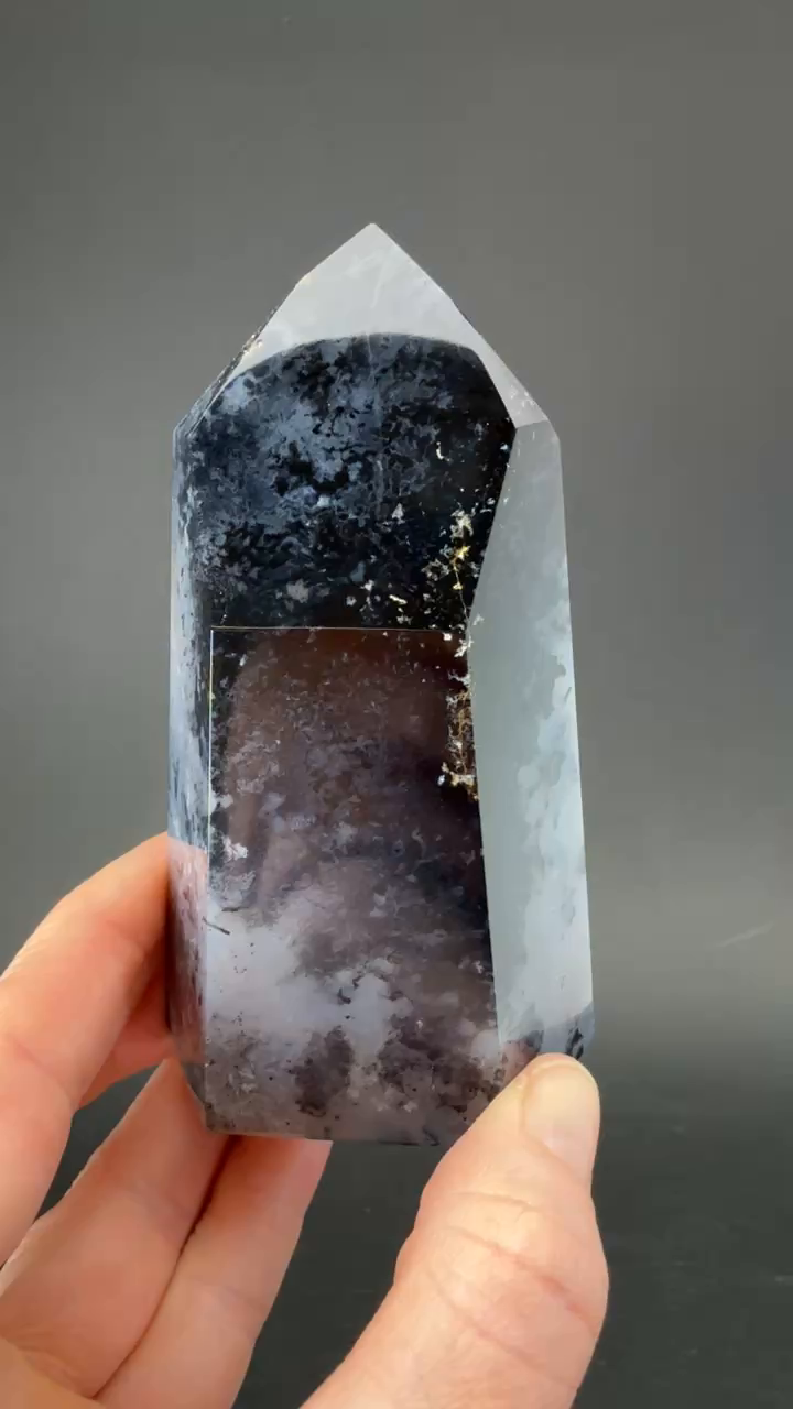 4" Dendritic Chalcedony Tower