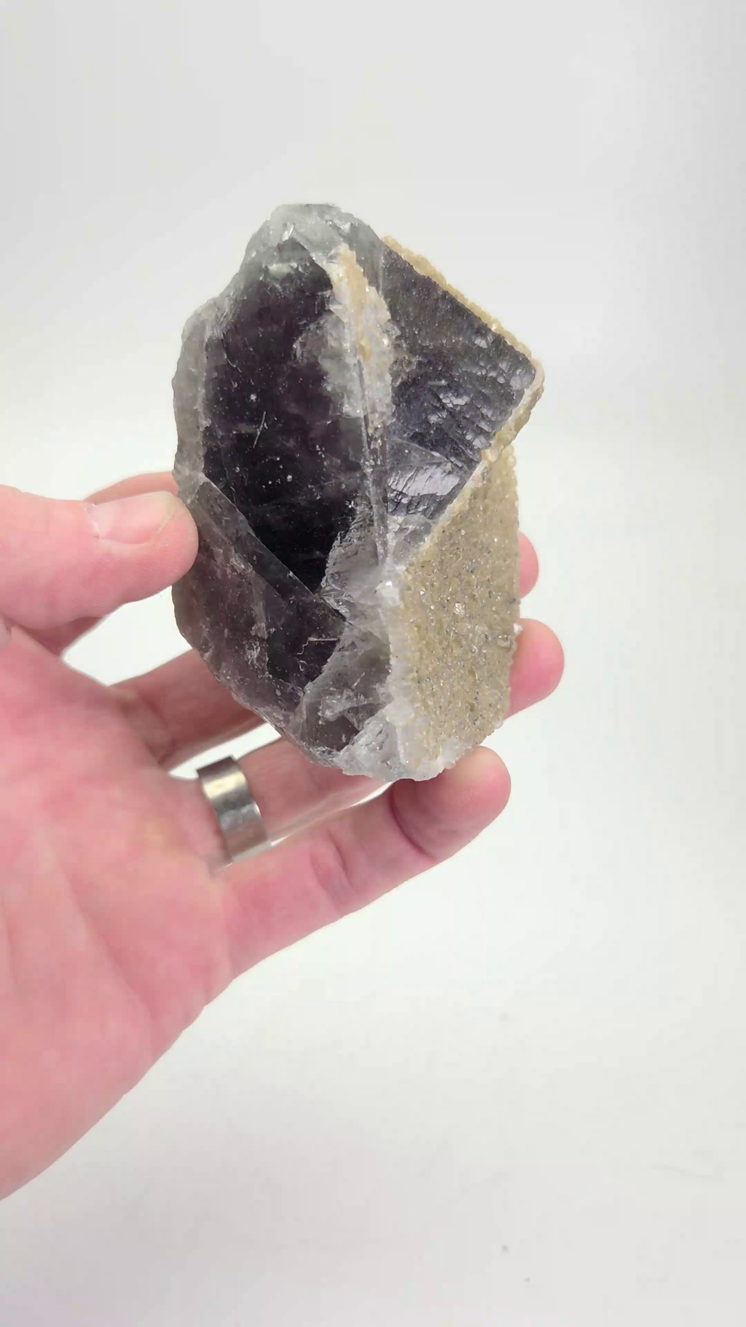 Nigerian Fluorite UV Reactive DV532