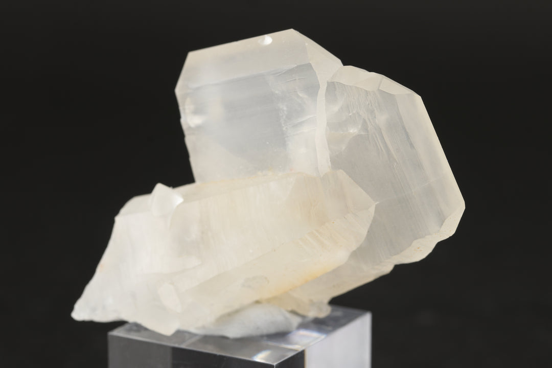 Japan Law Twin Quartz Crystal - Madagascar DX1475