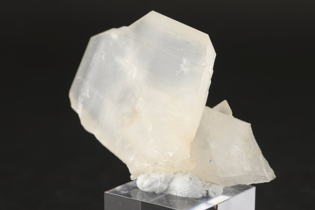 Japan Law Twin Quartz Crystal - Madagascar DX1475