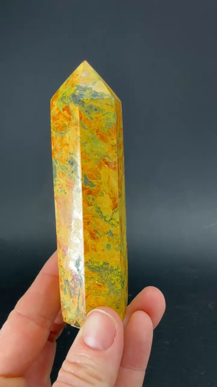 4.25" Orpiment and Realgar Tower