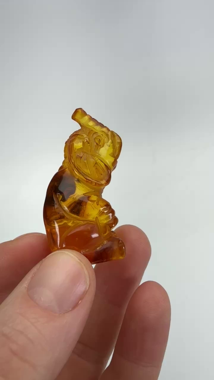Baltic Amber Elephant Carving TD4003
