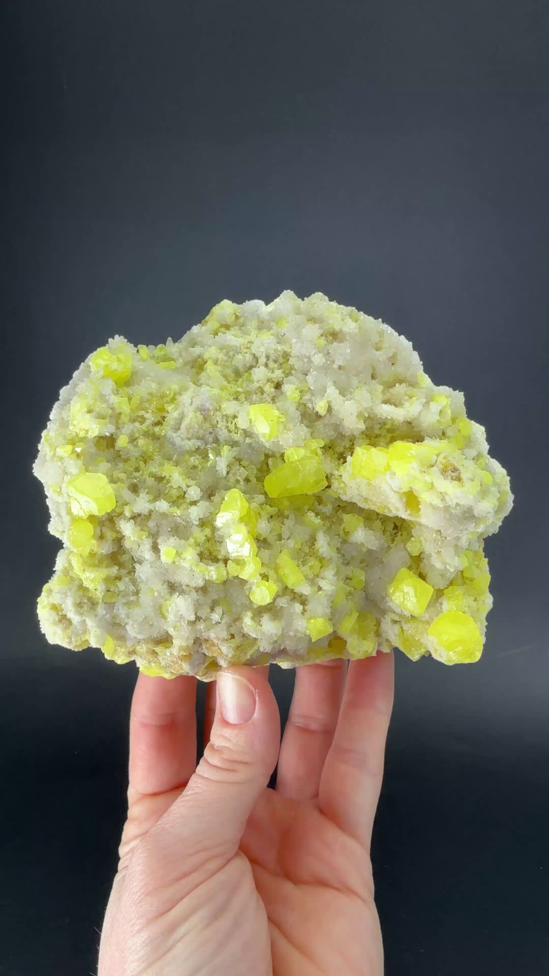 Sulfur on Aragonite from Cozzo Disi Mine TF1262