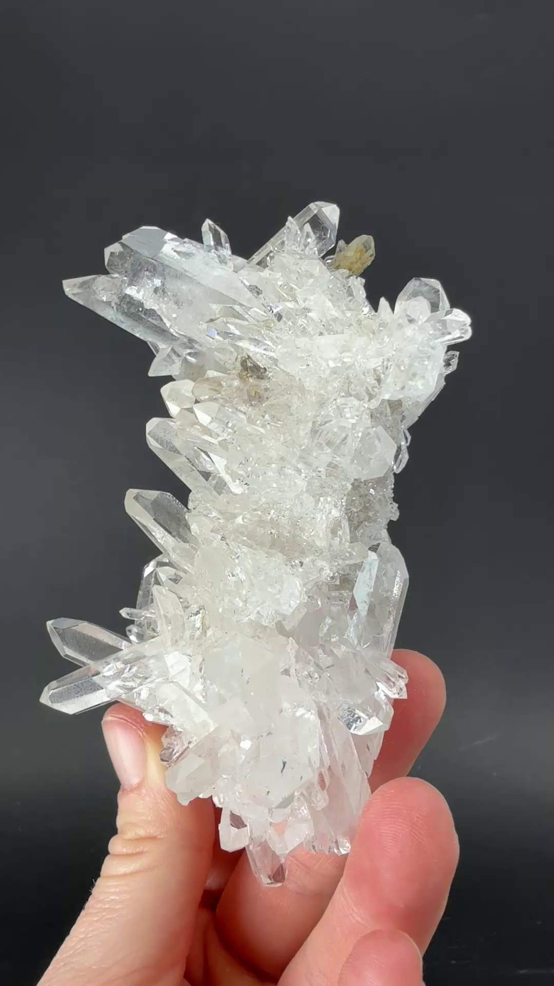 Zeca de Souza Quartz Cluster TF2097