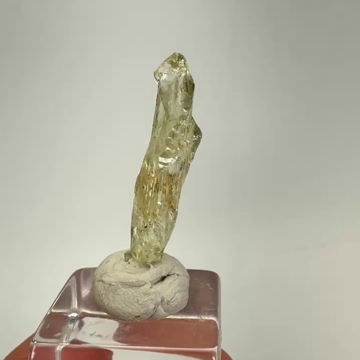 8.7 carat Beryl var. Heliodor from Volyn Deposit TZ541