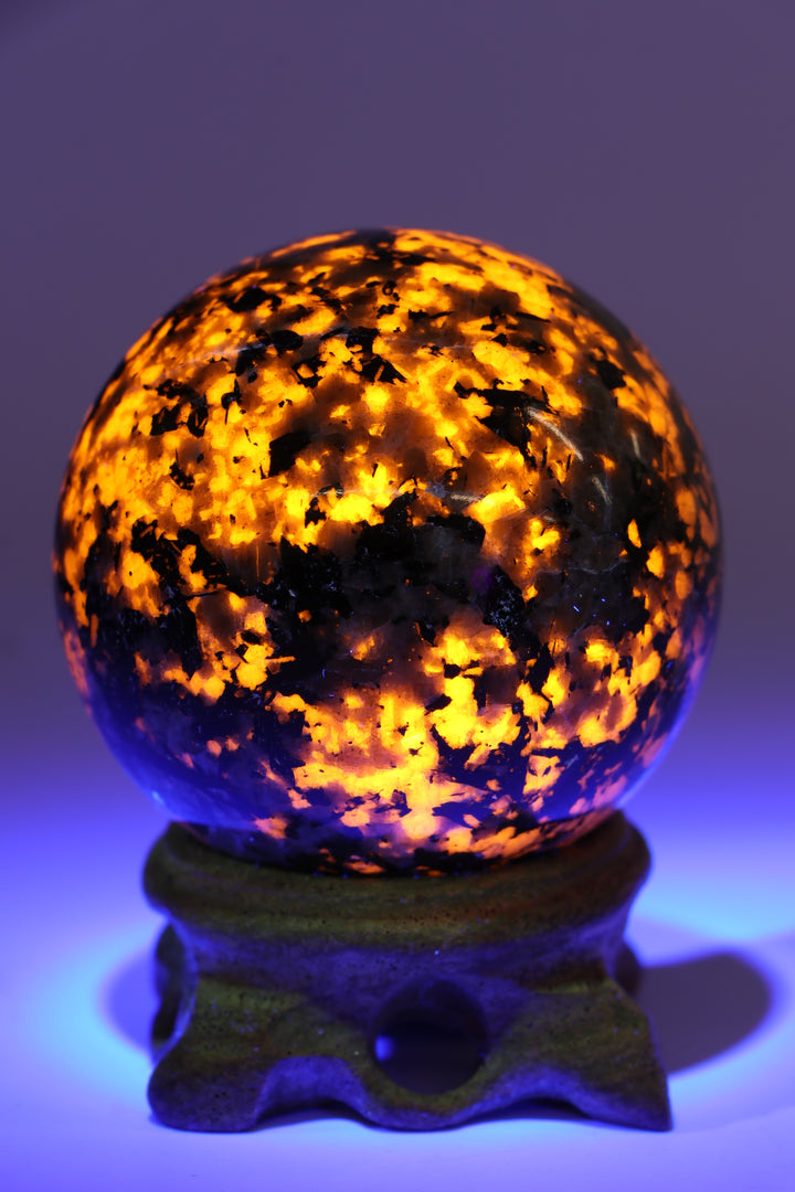 2" Russian Sodalite Sphere - UV Reactive TF2290