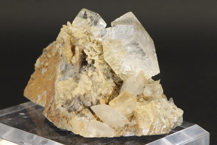 Clear Fluorite with Moving Enhydro - Dalnegorsk, Russia DX1136