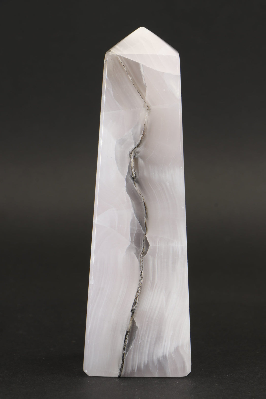 4.25" Mangano Calcite Tower DX4145