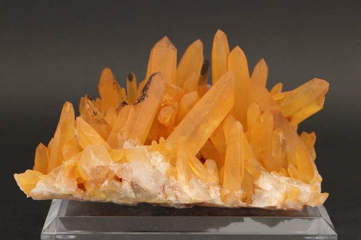 Tangerine Quartz Cluster DX3050