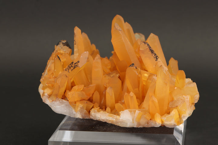 Tangerine Quartz Cluster DX3050