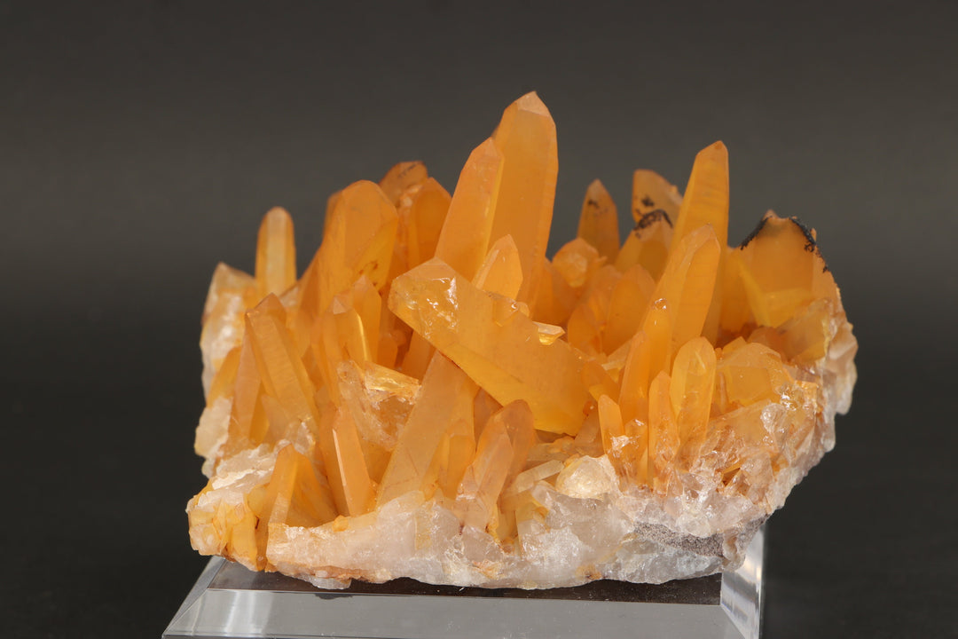 Tangerine Quartz Cluster DX3050