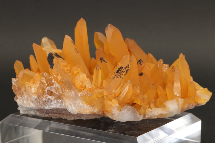 Tangerine Quartz Cluster DX3050