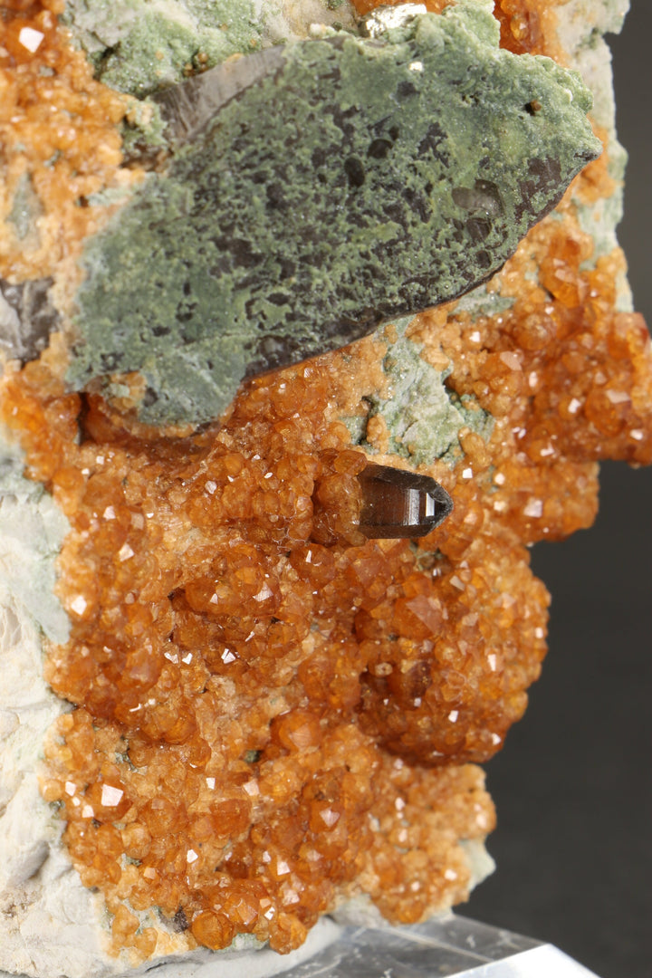 Spessartine Garnet with Smoky Quartz - Tongbei, China DX446