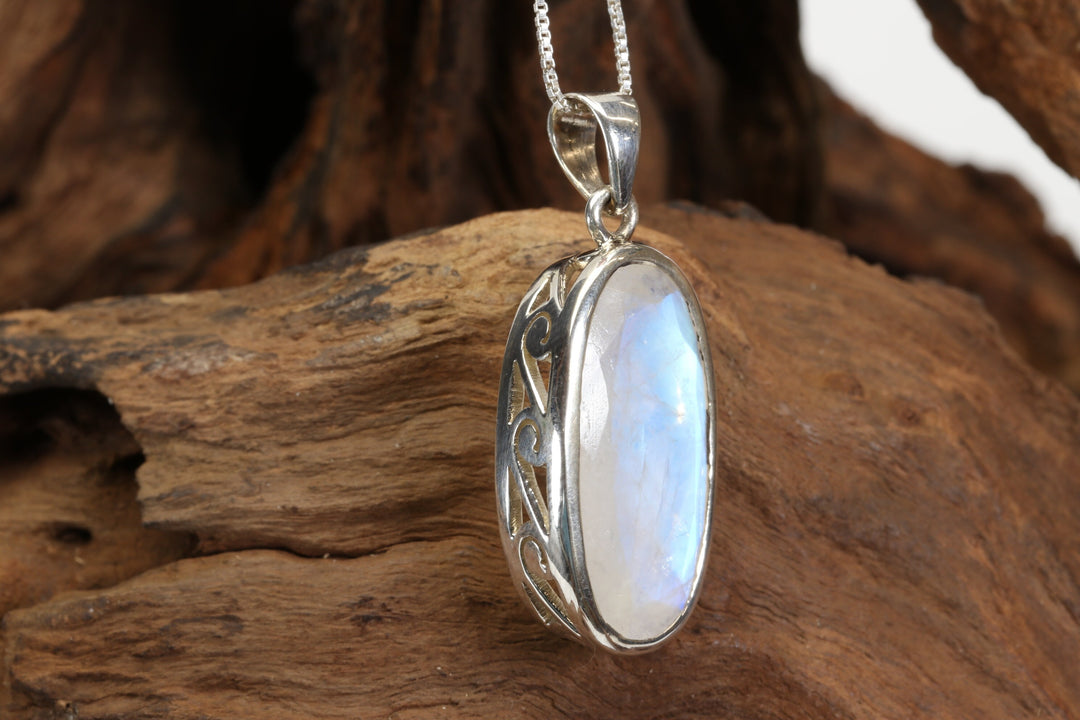 Faceted Blue Moonstone Sterling Silver Pendant DX4968