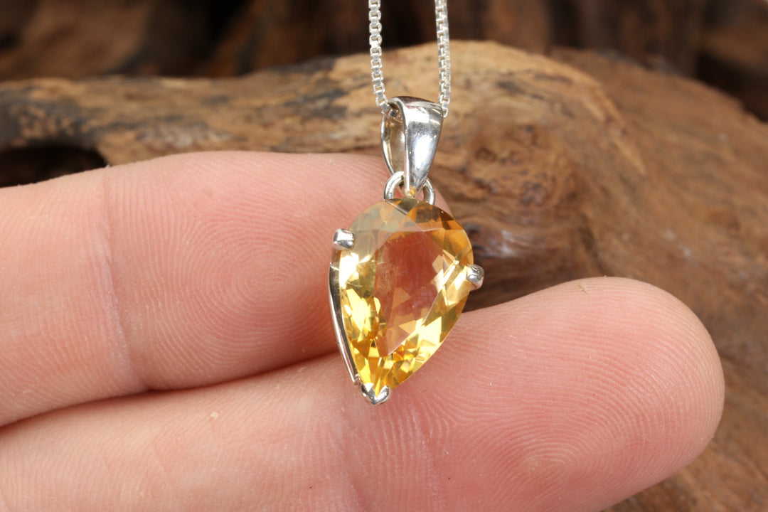 Faceted Citrine Sterling Silver Pendant DX4956