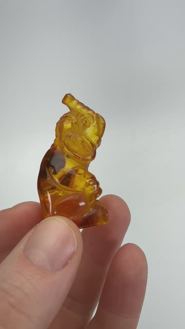 Baltic Amber Elephant Carving TD4003
