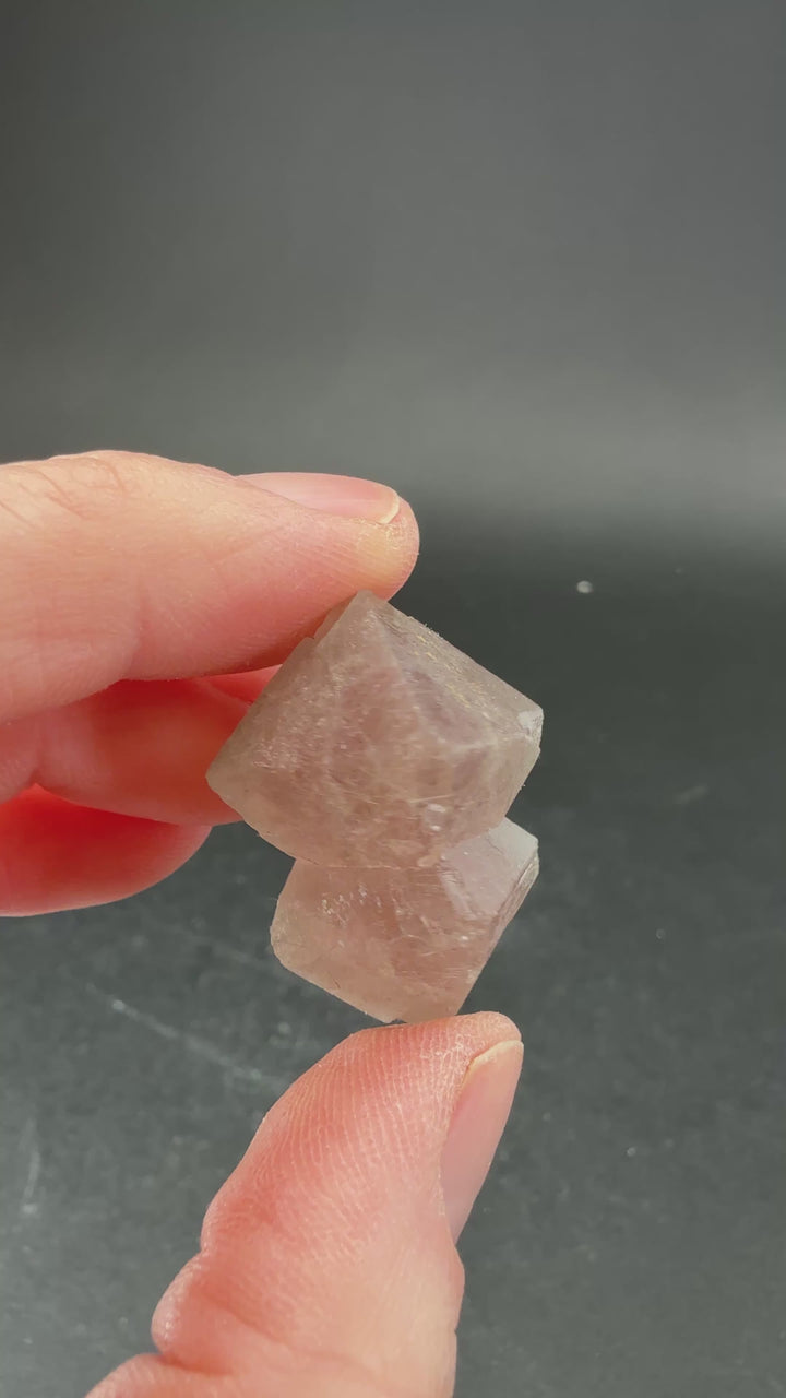 Octahedral Pink Fluorite with Bissolite from Inner Mongolia L219