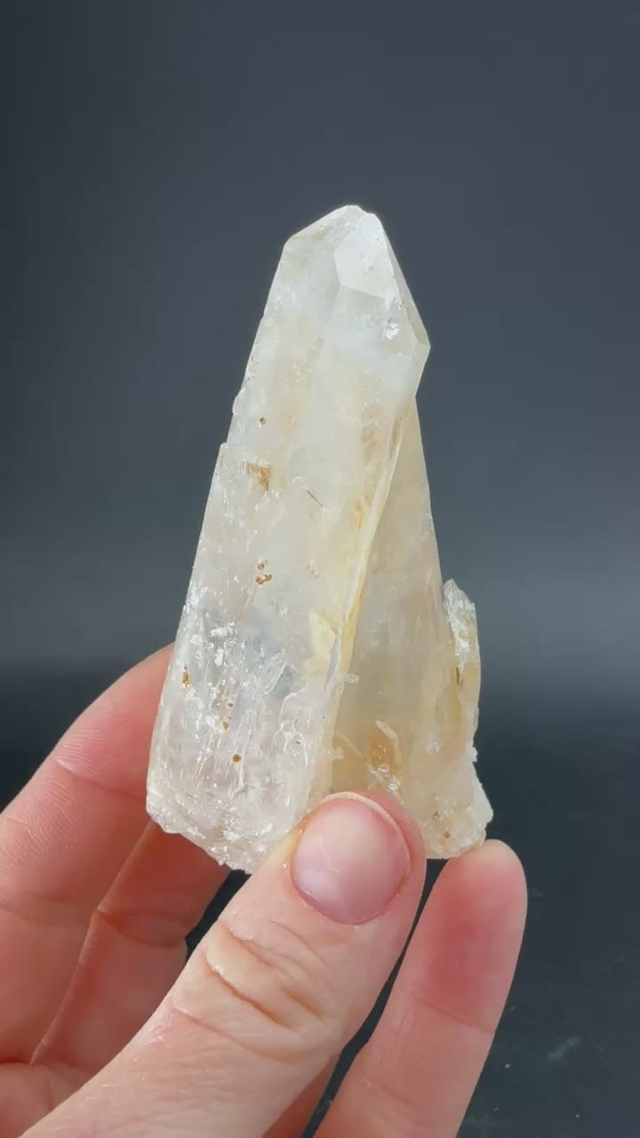 3.5" Blue Smoke Colombian Lemurian TW530