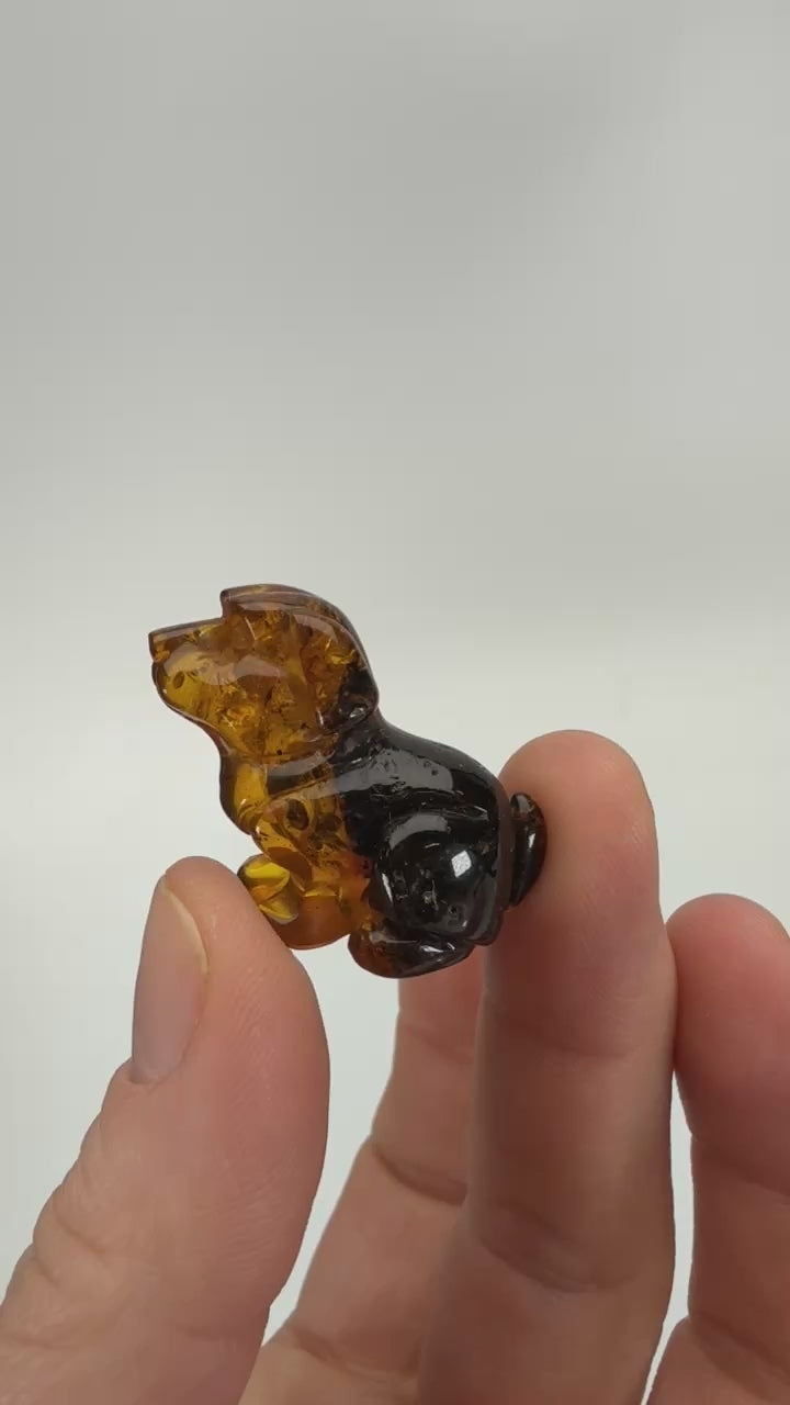 Baltic Amber Dog Carving DS832