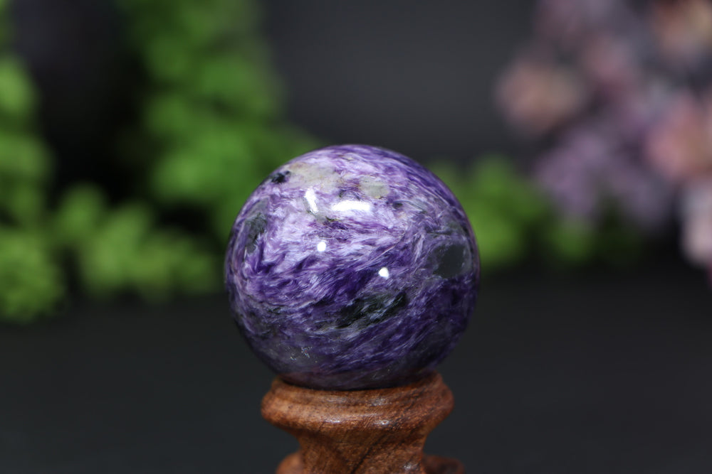 38mm Charoite Sphere DE005