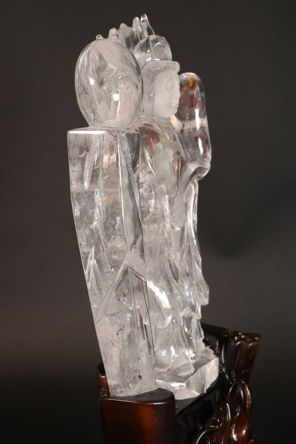 Quartz Quan Yin Carving DM226