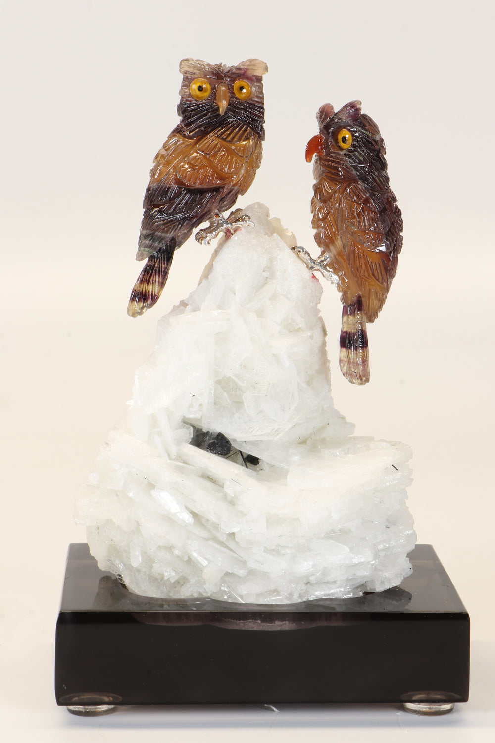 Fluorite Owls on Albite DM481