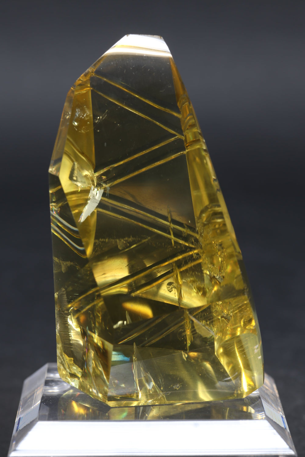 2.75" Fantasy Cut Lemon Quartz DN523