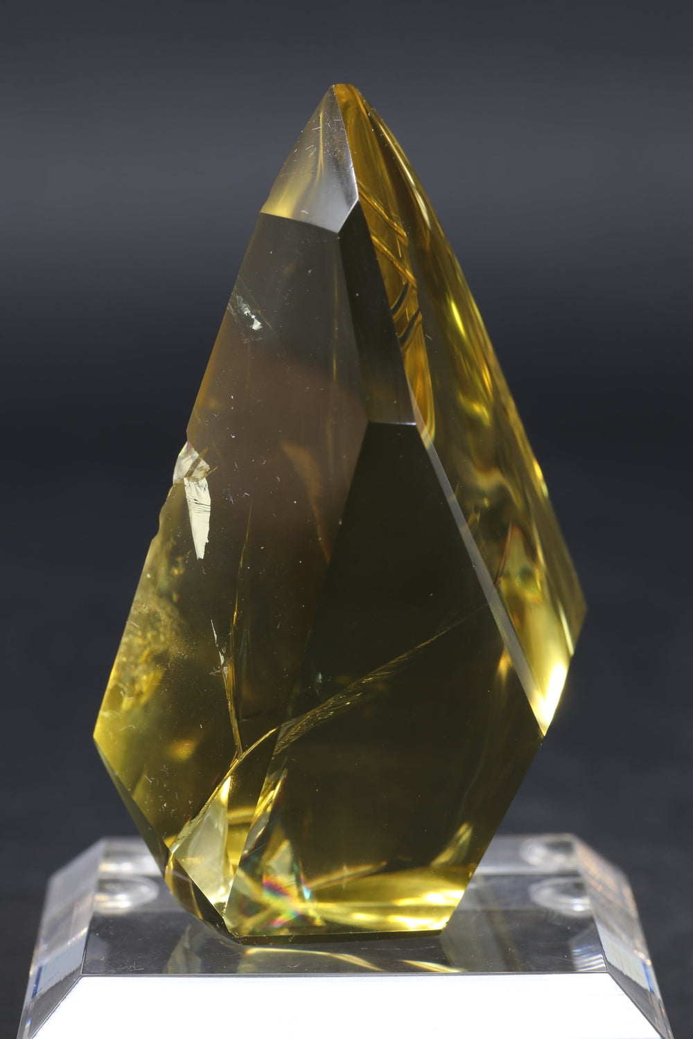 2.75" Fantasy Cut Lemon Quartz DN523