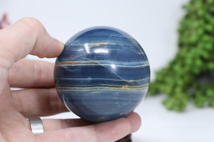 66mm Argentinian Blue Onyx (Calcite) Sphere DE625