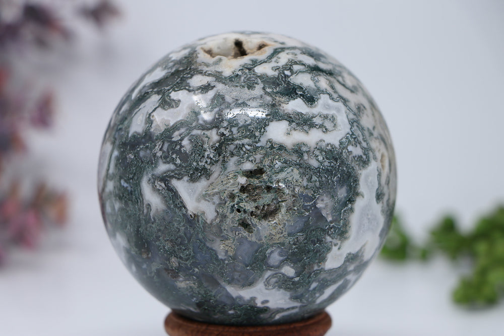82mm Moss Agate Sphere DD3370