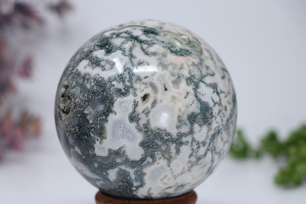 82mm Moss Agate Sphere DD3370