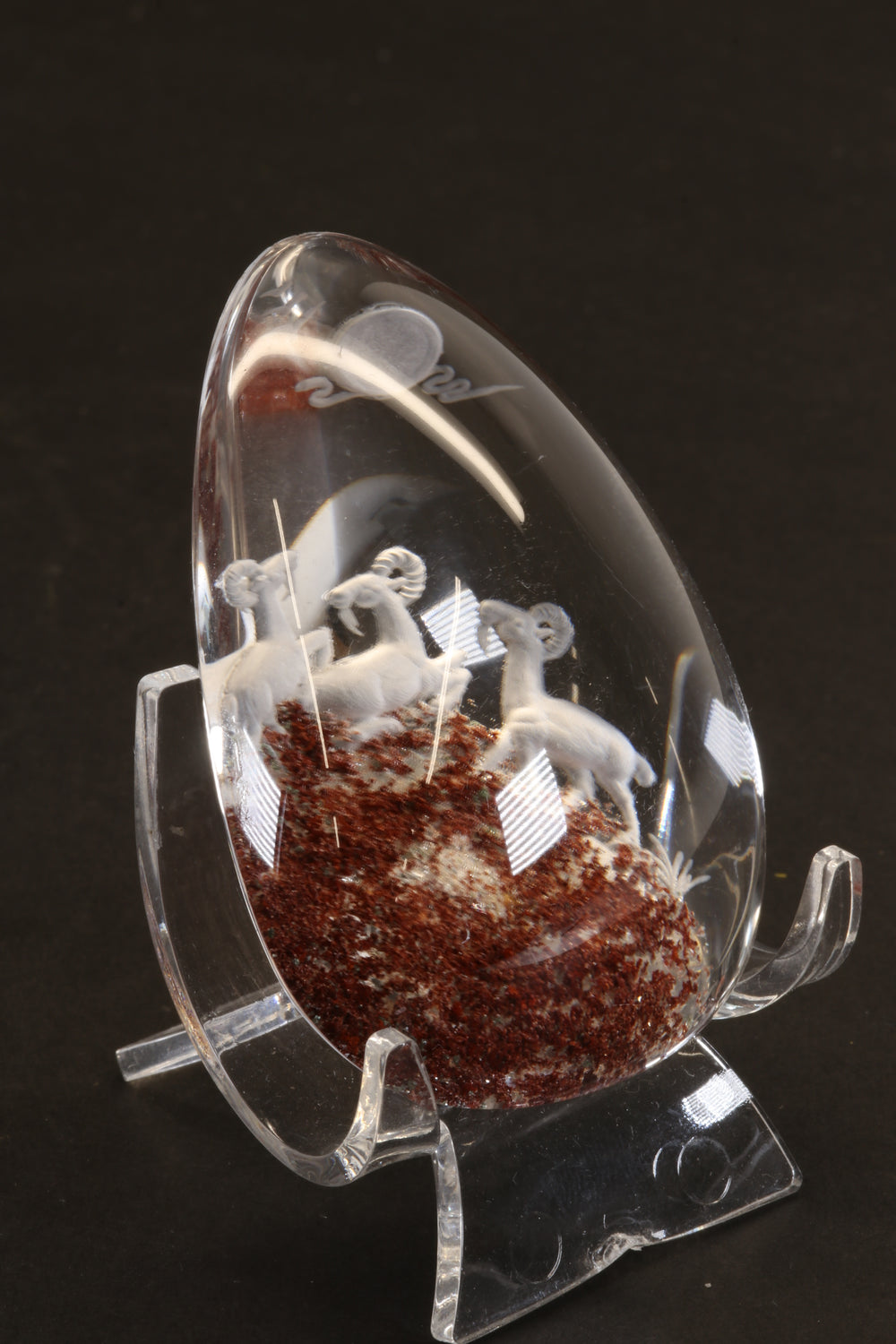 Reverse Intaglio Ram Carving in Quartz TD2920