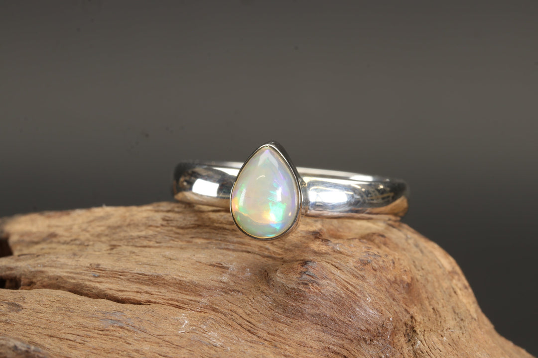 Welo Opal Ring Size 10