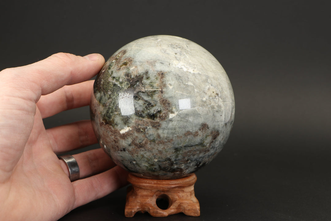 4" Hackmanite Sphere TF1901