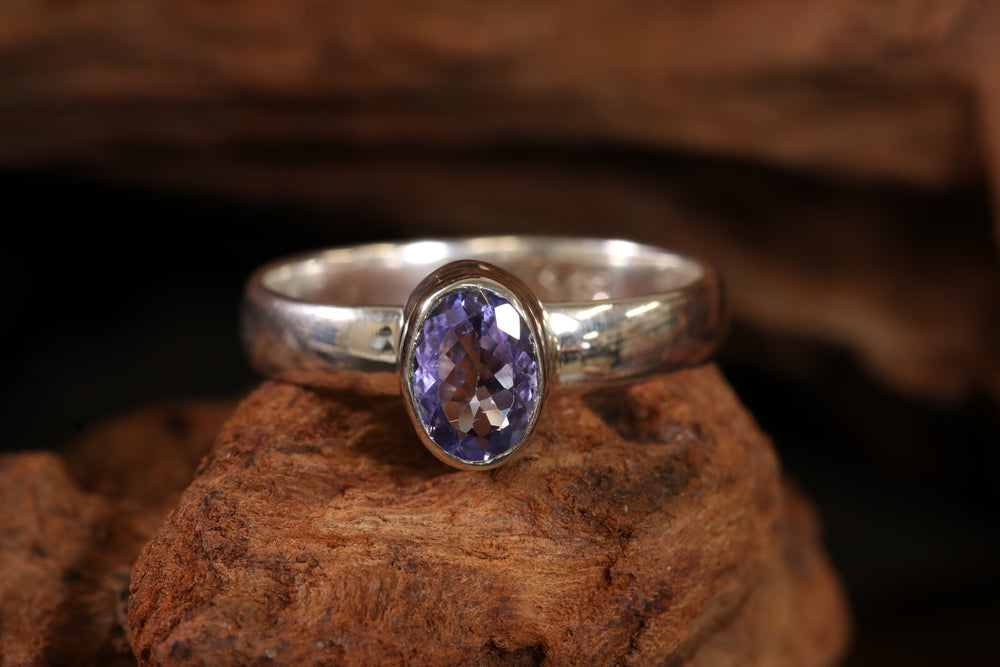 Tanzanite Ring Size 7 TU2287