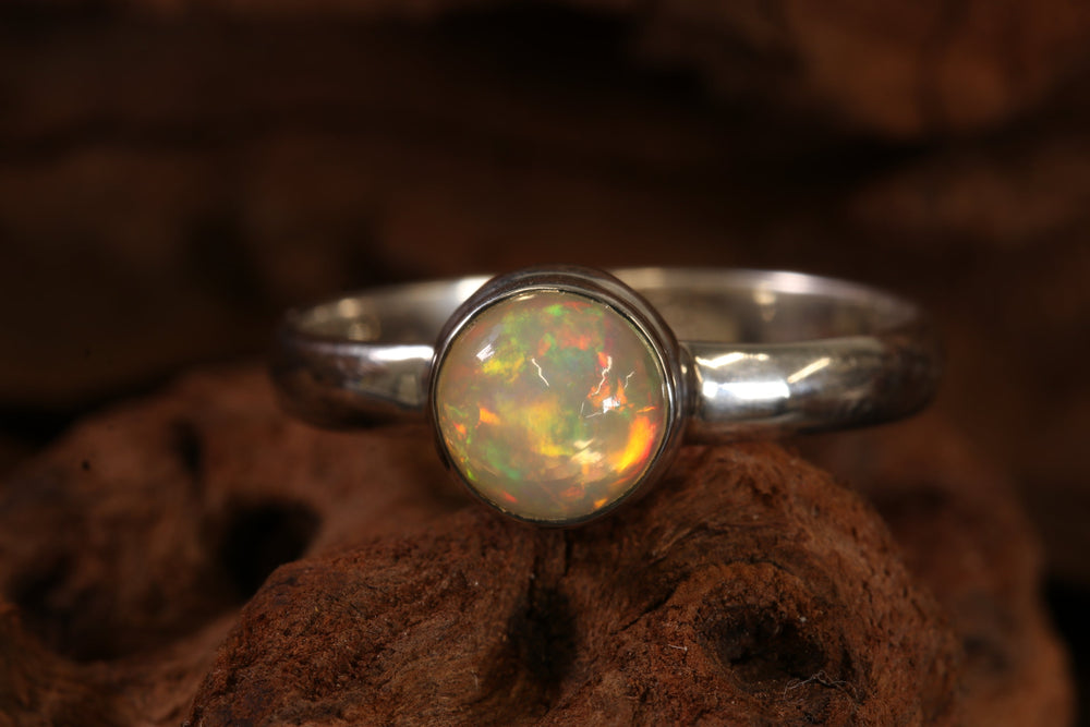 Opal Ring Size 9 TU3411
