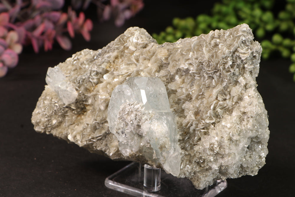 Aquamarine with Mica TU3801