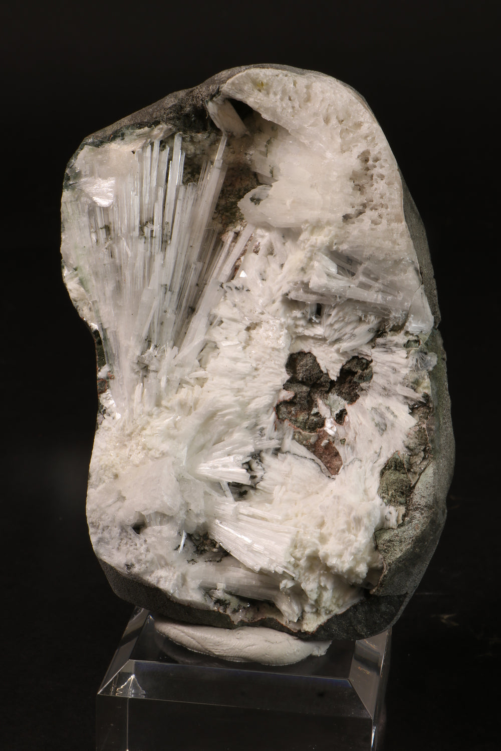 Natrolite Geode TV663